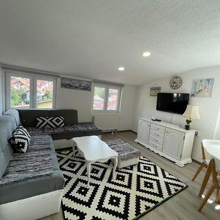 Apartman Maki SJJ Esterno foto