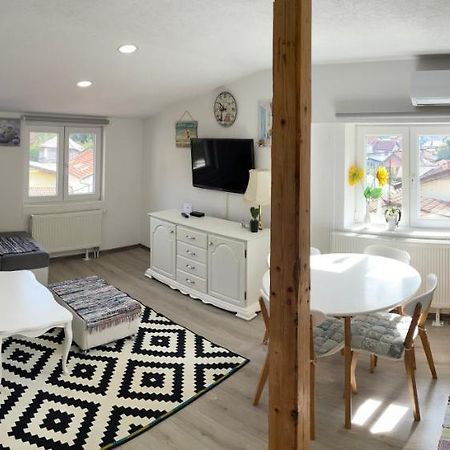 Apartman Maki SJJ Esterno foto