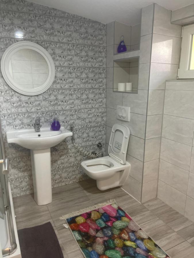 Apartman Maki SJJ Esterno foto