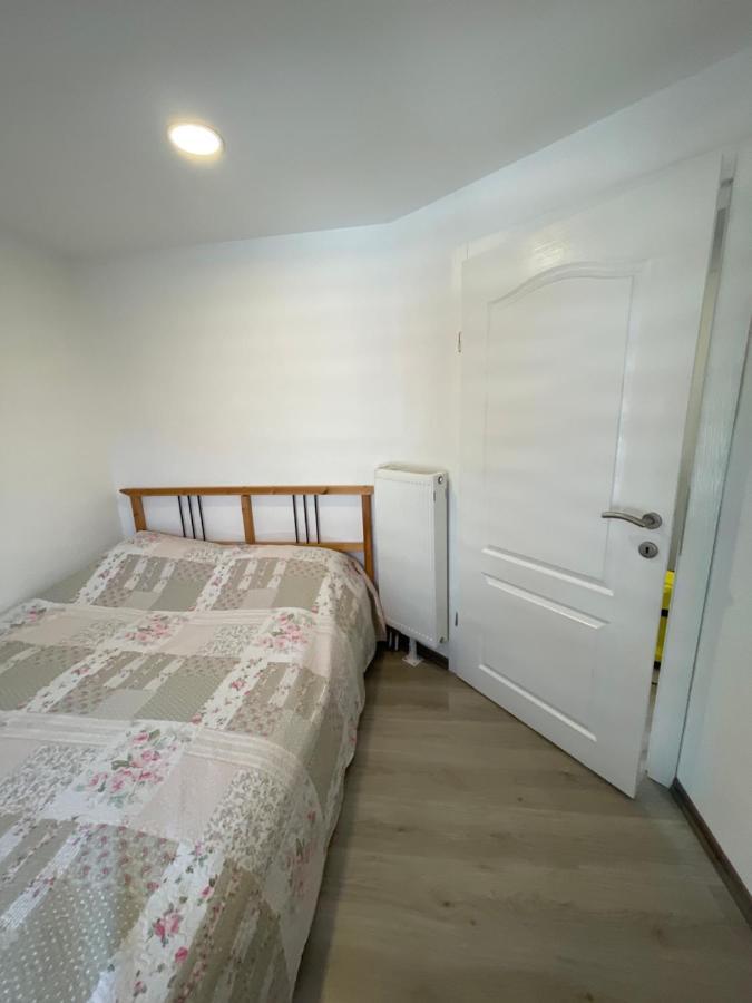 Apartman Maki SJJ Esterno foto