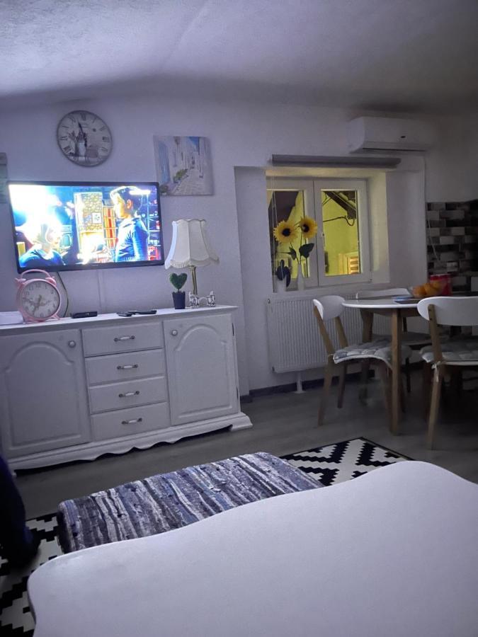 Apartman Maki SJJ Esterno foto